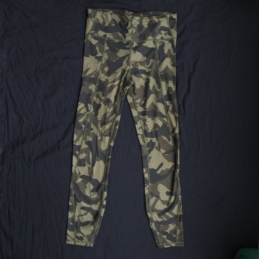 Camo Print Sculpt Compression Leggings